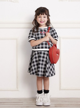 日单纯原mp钢琴新款纯棉针织可爱小草莓刺绣套装半袖裙子格子套装