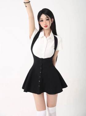 气质小个子背带裙高腰单排扣黑色显瘦a字短裙子女春夏新款连衣裙