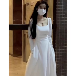 法式纯欲风白色长袖方领连衣裙子早秋2023女装小个子修身气质长裙