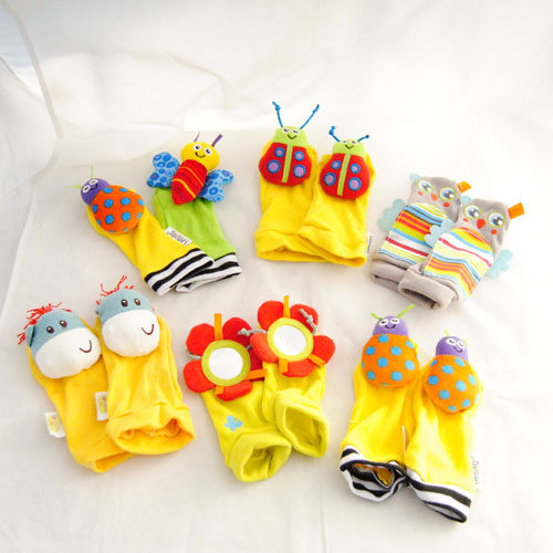 58包邮LAMA泽 Sozzzy婴儿小宝宝多功能袜套摇铃安全镜响纸