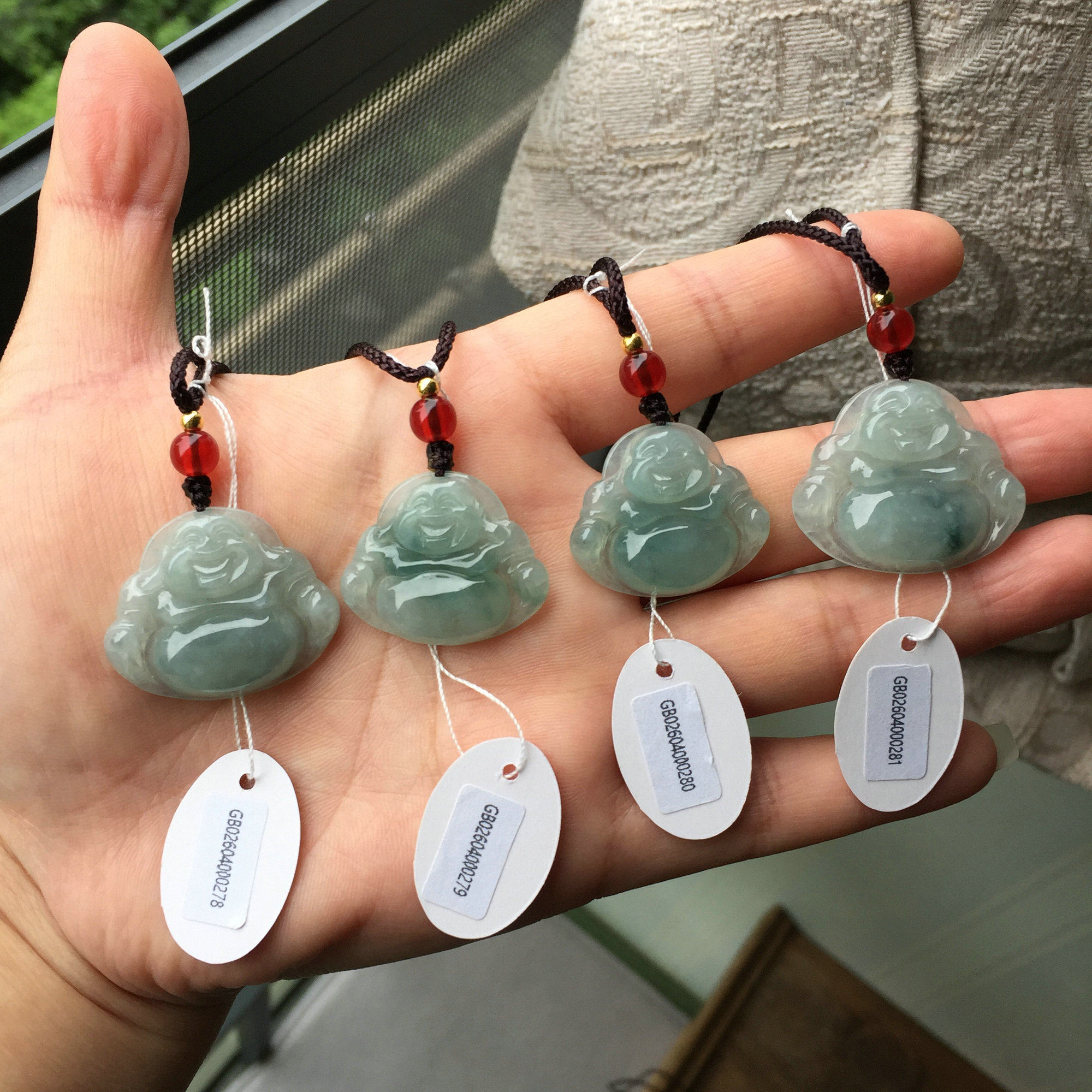 天然A货缅甸料翡翠飘花佛公吊坠