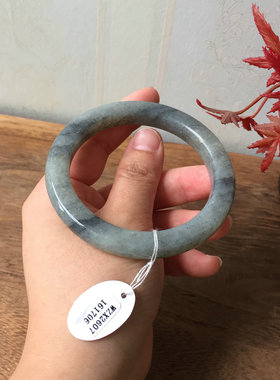 正品新疆且末料点墨青花正圆方镯