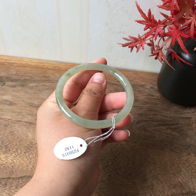 天然和田玉青海料青白玉手镯女款