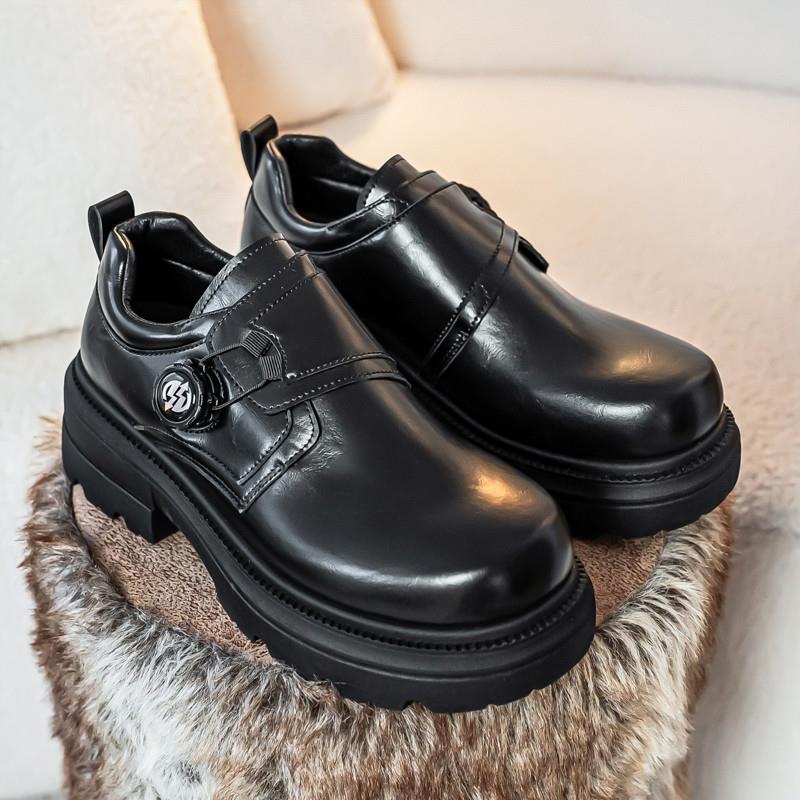 男鞋秋冬季2025新款潮流大头德比鞋男士黑色英伦工装旋钮休闲皮鞋