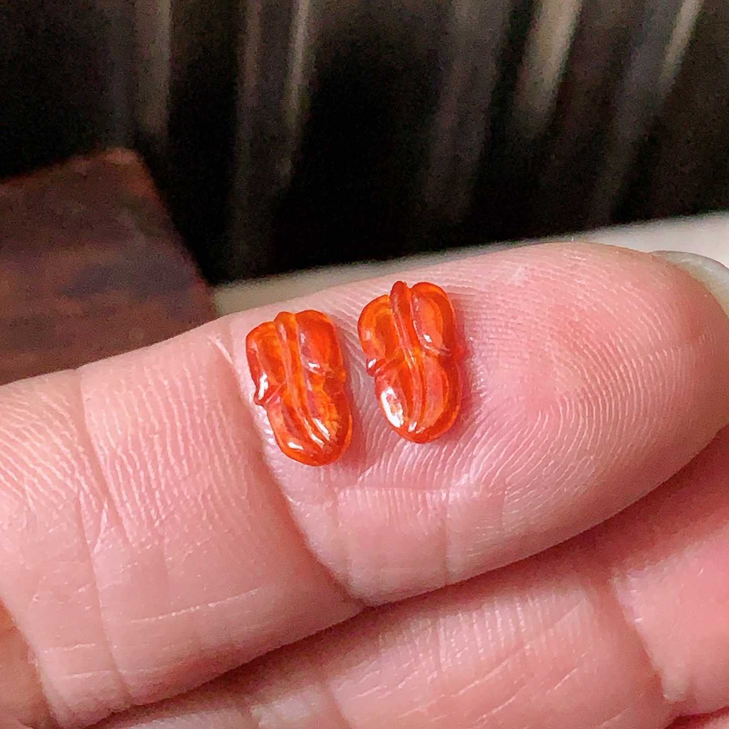 缅甸天然翡翠A货玉石裸石镶嵌面送证书冰种红翡叶子一对100200