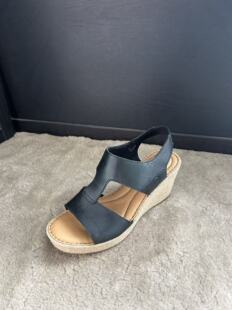 born 头层牛皮工字女士厚底增高坡跟凉鞋