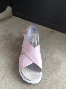 清货，Caprice 女士时尚休闲厚底凉鞋37码