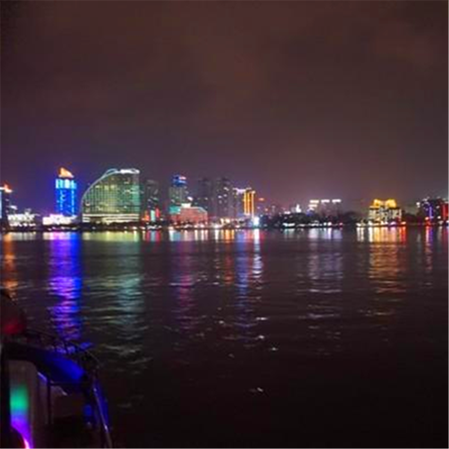 [夜游三亚湾-夜游三亚湾扬帆号]扬帆号三亚湾