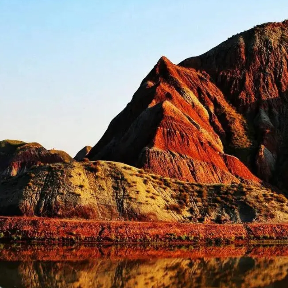 水墨丹霞黄河石林一日游