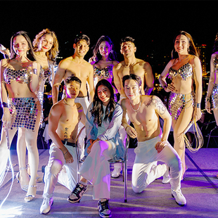 [湄南河游船-湄南嘉年华号][DJ派对 表演]泰国曼谷夜游湄南河游船船票自助餐