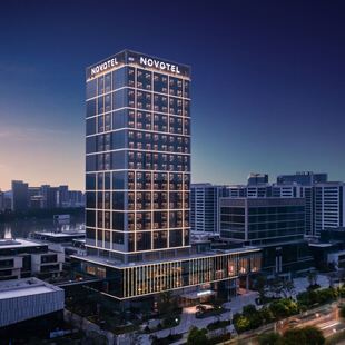 湖州南太湖雅高诺富特酒店1-2晚+双早+太湖游船+哈拉水乐园
