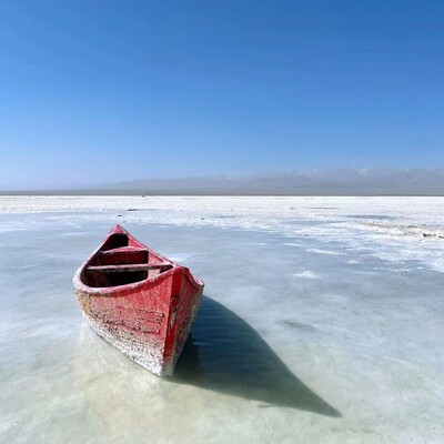 [茶卡盐湖景区-门票+往返小火车+单程电瓶车+下湖鞋套+大青盐+盐文化馆]门票+往返小火车+单程电瓶车