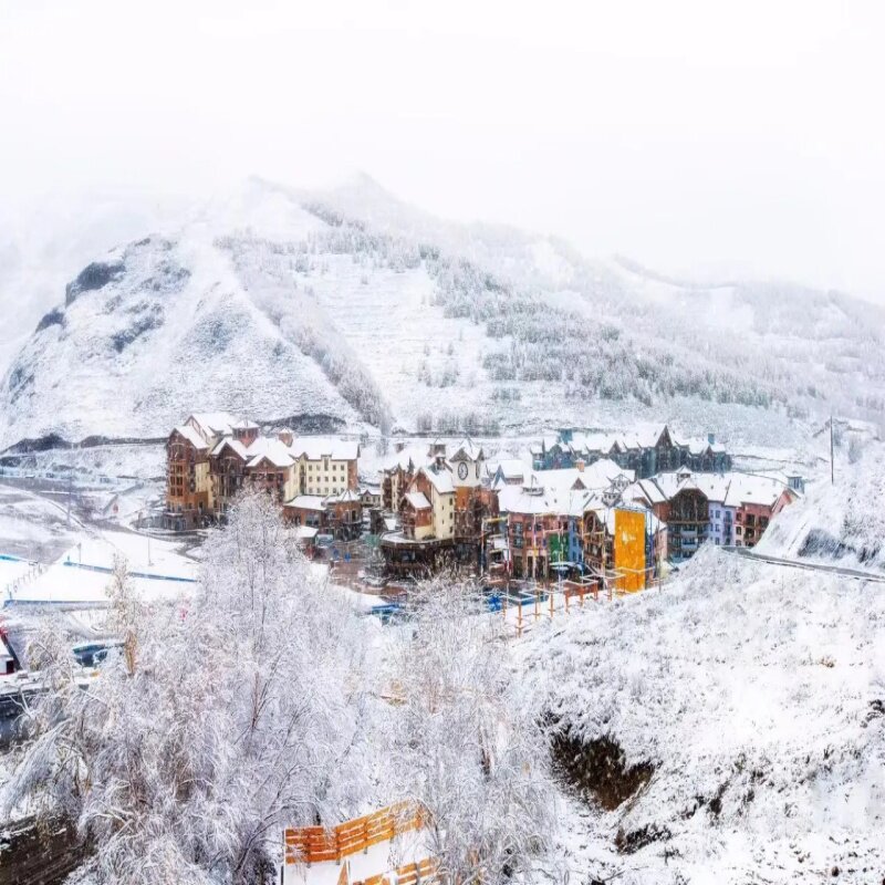 【开板预售】张家口崇礼太舞滑雪小镇A&B HOTEL酒店1晚+太舞全区域雪票太舞滑雪+早餐