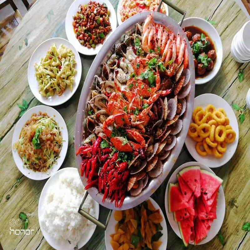 山海关古城+东戴河海滨+海鲜大餐二日游（限团队）