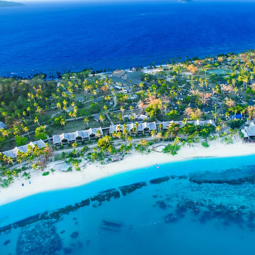 定制旅行：专业建议+免费极速方案+无忧预定+团前说明+行中管家服务。 安全保障：境外突发事件处理+协助保险理赔为您的人身财产安全保驾护航 独立成团，机票酒店用车自由搭配，专车接送，纯玩无购物无自费，放心游 一对一专业24小时在线管家式服务，行程可根据需求调整，可随时咨询定制