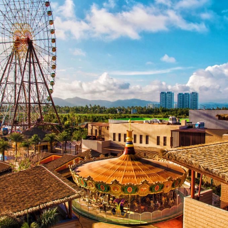 [三亚海昌梦幻海洋不夜城-王牌游乐5选1]摩天轮/飞行影院/高空飞翔/勇敢者轮盘/鲨鱼过山车/海盗船6选1