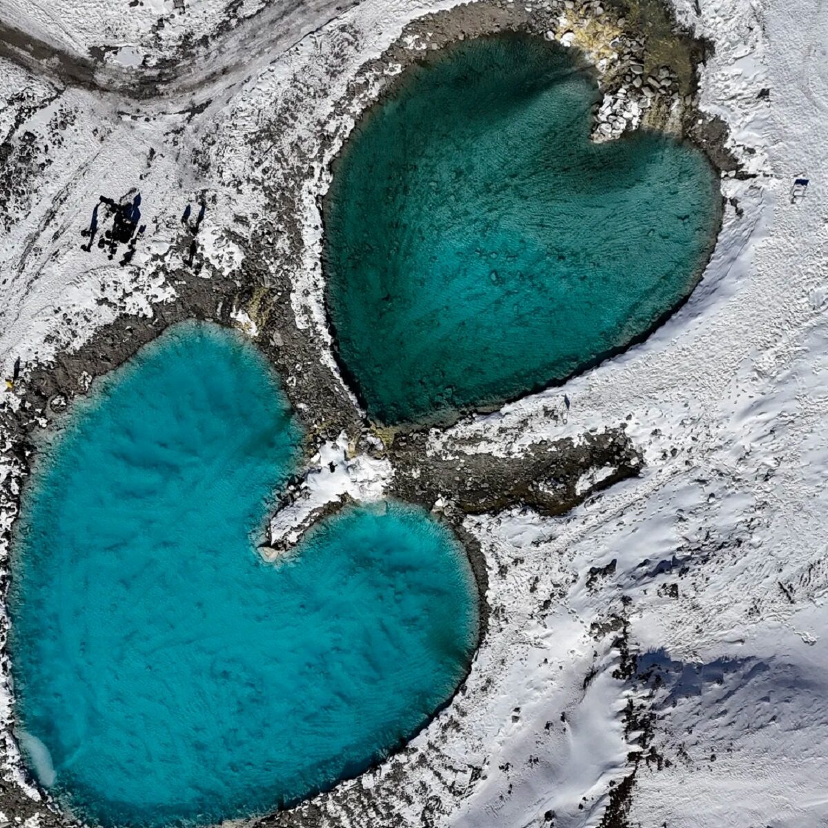 岗什卡雪峰拼+包