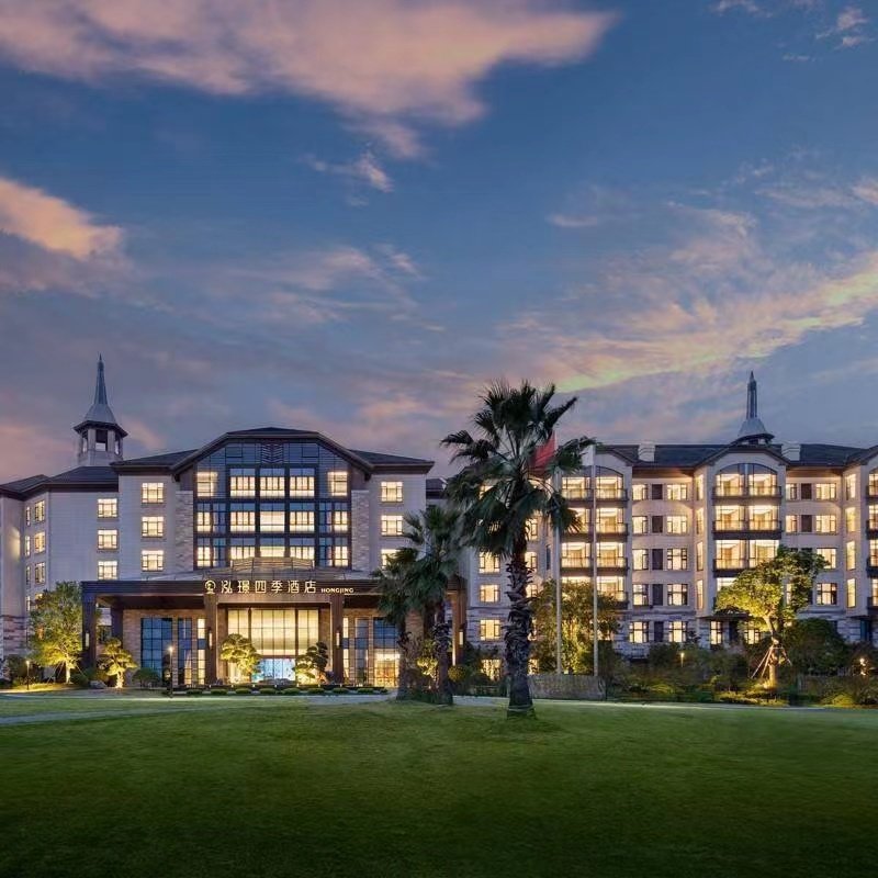 嘉善云澜湾泓璟四季酒店/温泉酒店双早+温泉+花海乐园含小火车