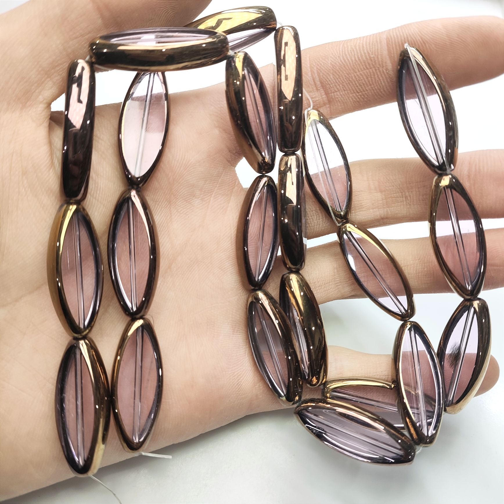 【上】3620卡12x30金边玻璃珠两条