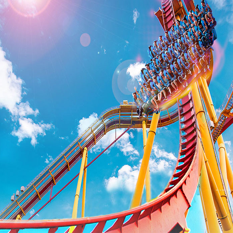 飓风飞椅、超级海盗船 垂直过山车、十环过山车 霹雳转车、花车巡游 超级大摆锤、自由落体