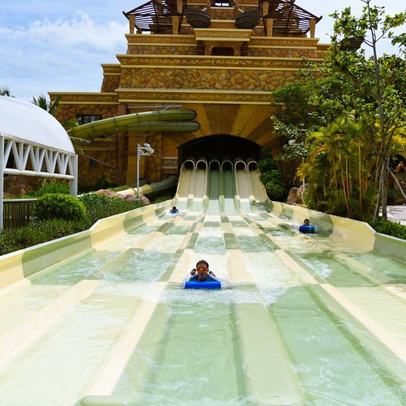 [亚特兰蒂斯水世界-水世界+自助餐（晚餐）]亚特兰蒂斯水世界门票+七彩晶自助晚餐