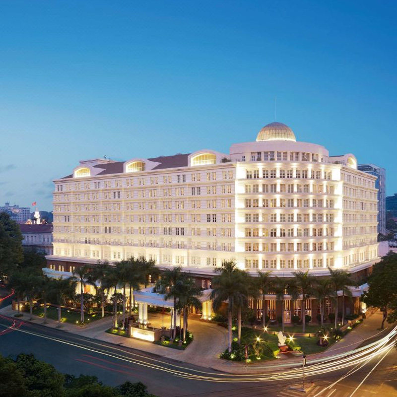 实名预定保证入住，预定后可致电酒店查询 旅行社协议价官方预定，帮您省钱省心 全球奢华酒店均可咨询，全程一对一客服接待 找客服询底价，享VIP礼遇套餐(送双早+消费券等)