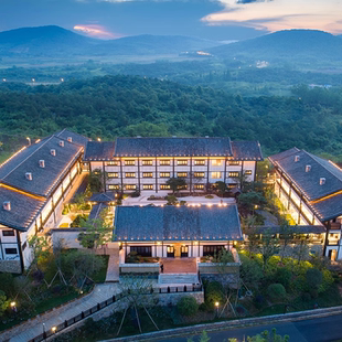 【景区内酒店】常州茅山东方盐湖城松桂里汉服酒店含门票早餐