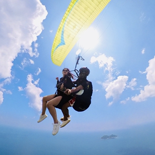 【官方直营】海南万宁神州半岛滑翔伞飞行体验海南海口三亚周边游
