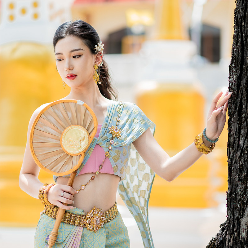 【痞幼同款】普吉岛泰服旅拍写真可选化妆普吉镇旅拍写真照