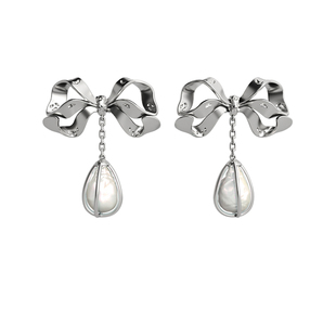 [周也同款]OINICIO初印南柯系列蝴蝶结巴洛克珍珠耳环高级感耳饰