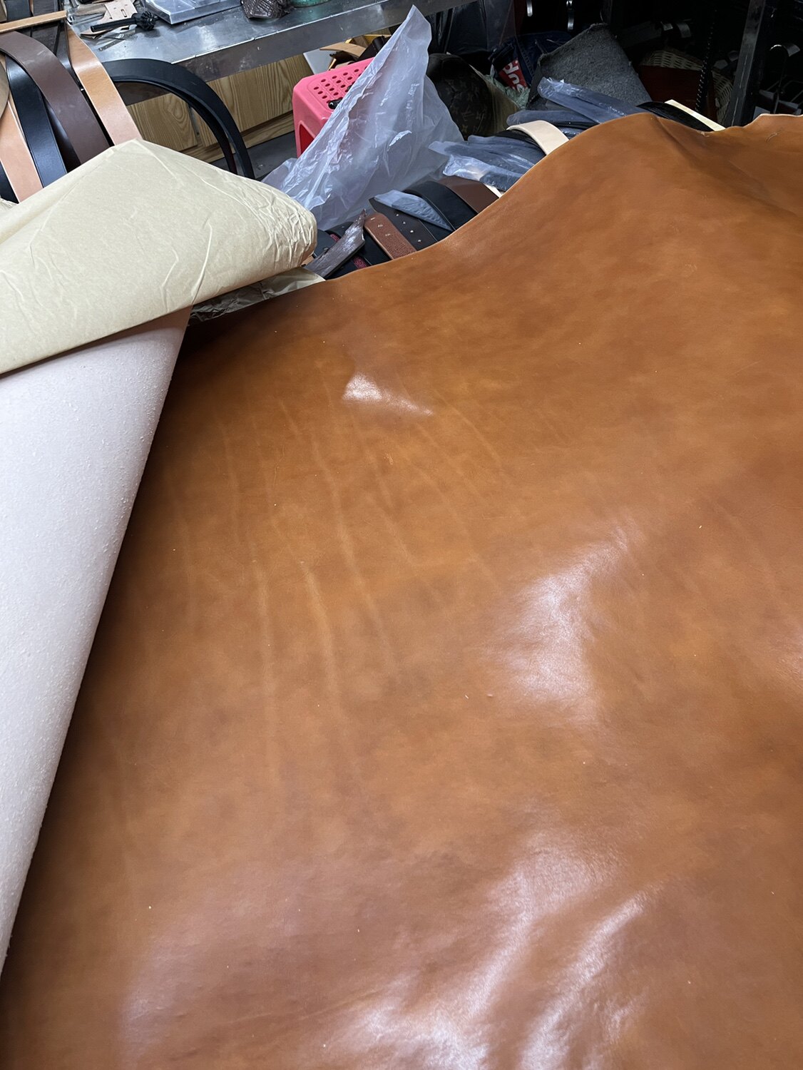 手工皮料,植鞣牛皮,铬鞣牛皮,意大利牛皮,拍卖用