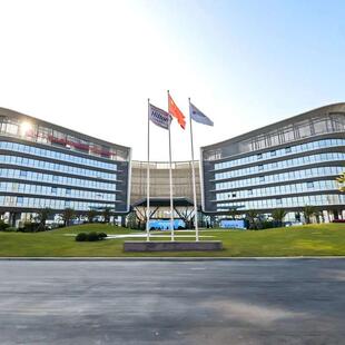 【甄选】珠海横琴口岸星乐度希尔顿花园酒店花园大床房2天1晚+星奇塔无动力世界门票