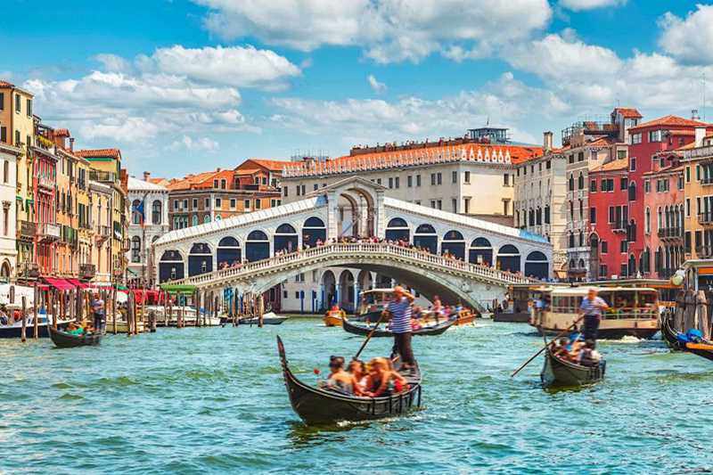 上海出发全国联运+德国法国瑞士意大利+五渔村11日8或9晚+跟团