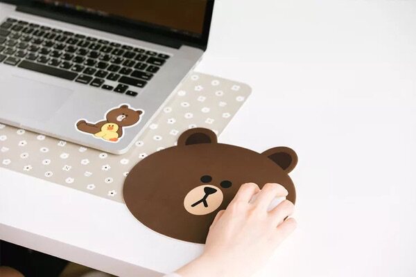 韩国可爱line布朗熊鼠标垫卡通鼠标垫回馈价现货秒发包邮在类目 电脑硬件/显示器/电脑周边, 电脑周边, 鼠标垫/贴/腕垫中 - 来自Buy2taobao.com提供专业的淘宝代购服务