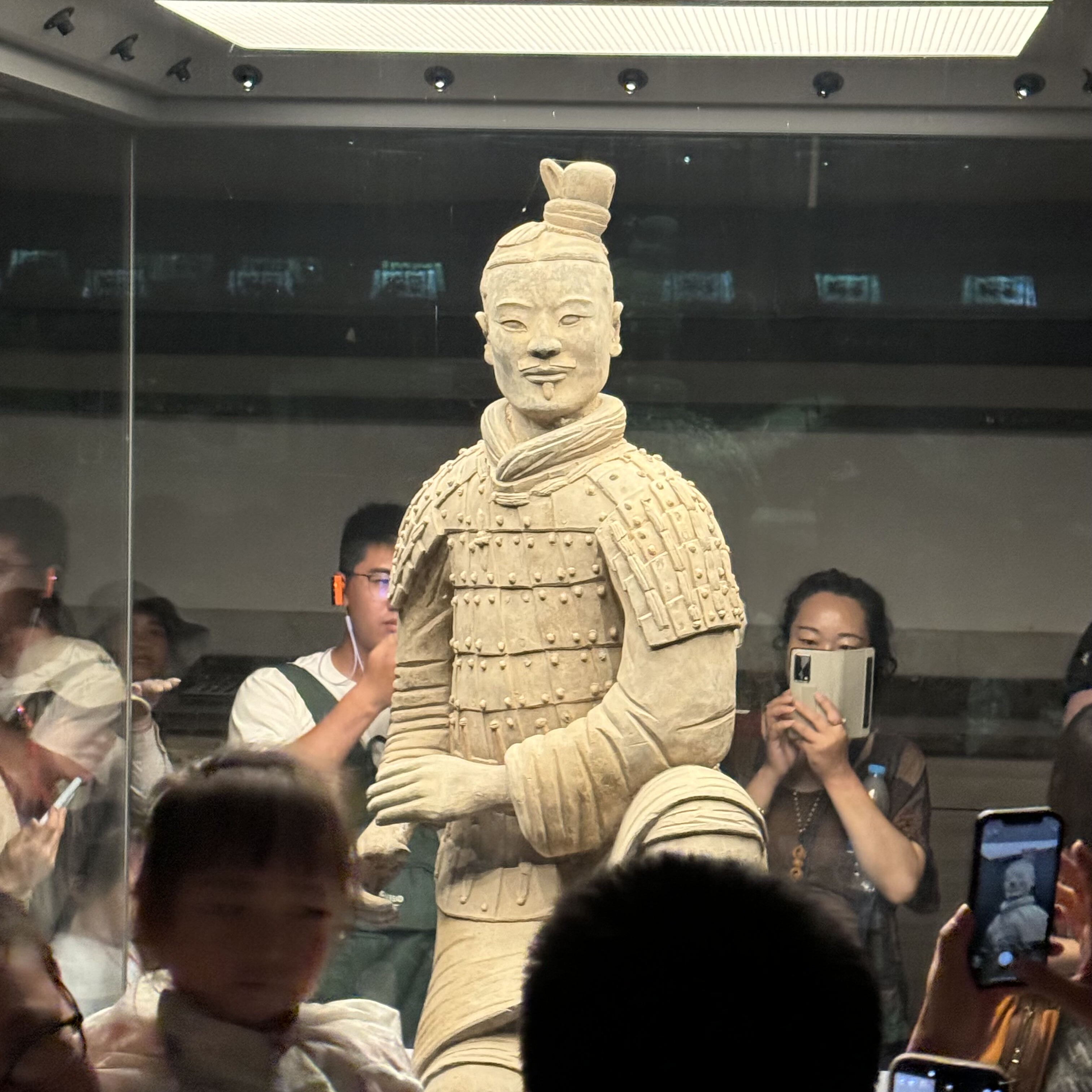 西安秦始皇兵马俑人工讲解/3-5小时金牌导游深度讲解/12人小团