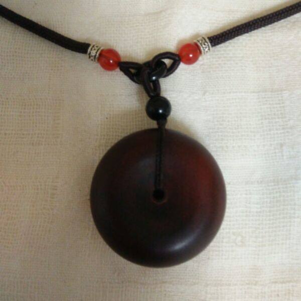 纯天然野生雷击枣木老料  平安扣挂坠在类目 饰品/流行首饰/时尚饰品新, 项坠/吊坠中 - 来自Buy2taobao.com提供专业的淘宝代购服务