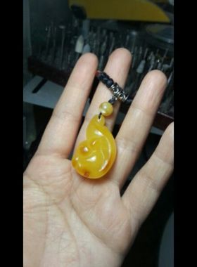 蜜蜡吊坠项链坠子立体松鼠