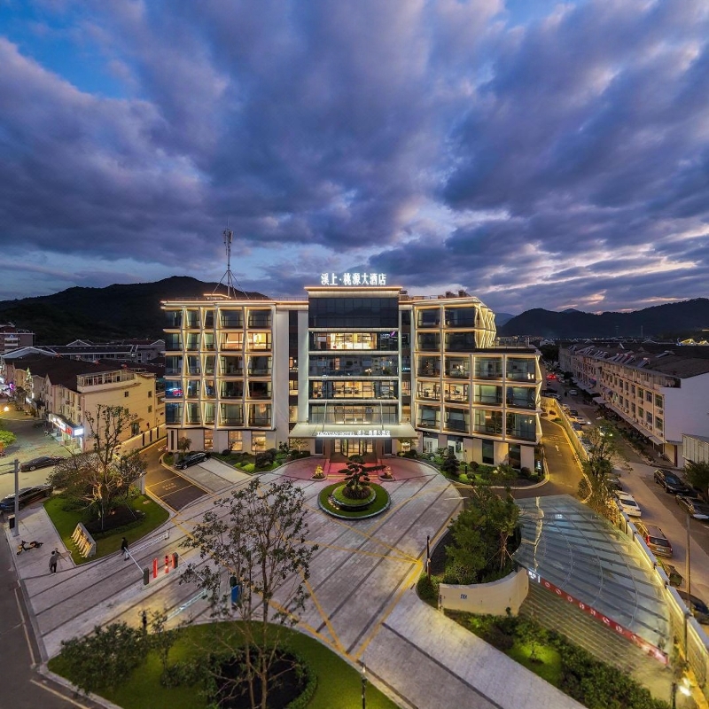邂逅美学栖居 虫鸣与溪声相伴 安享一夜好眠 含双人溪口全票 两日探蒋氏故居雪窦山