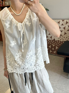 25Ann studio2025韩版宽松百搭极简高级甜美立体蕾丝拼接白色背心