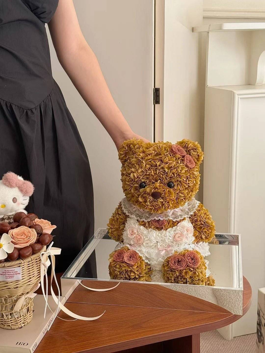 新款可爱小熊熊永生花摆件亚克力盒送女生闺蜜生日情人节礼物