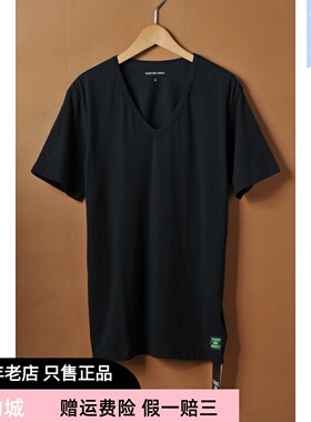 现货包邮 TWA原创 TAKE ME AWAY 短袖 黑色V领男式百搭纯色打底衫