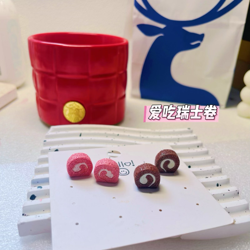 手工制作巧克力草莓瑞士卷耳钉925银针可爱趣味甜品蛋糕蚊香耳夹