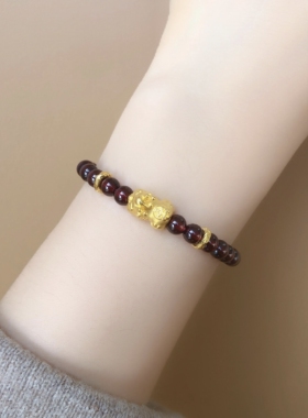 天然石榴石手链女搭配银镀金盘缠