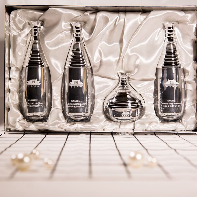 维娜蓓霓芬宫玉润靓颜提亮特护套