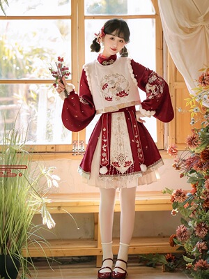 原创国牌秋冬lolita马踏春华中华风短马甲新年战袍拜年套装连衣裙