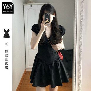 v领黑色连衣裙子女夏茶歇法式 2024新款 高级感气质性感显瘦小个子