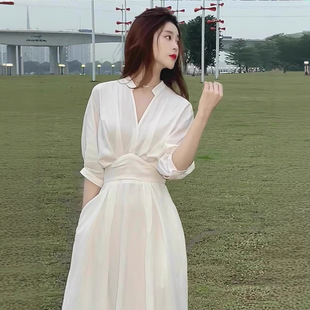 女夏气质名媛风别致惊艳高级感港味复古长裙子 白色连衣裙2025新款
