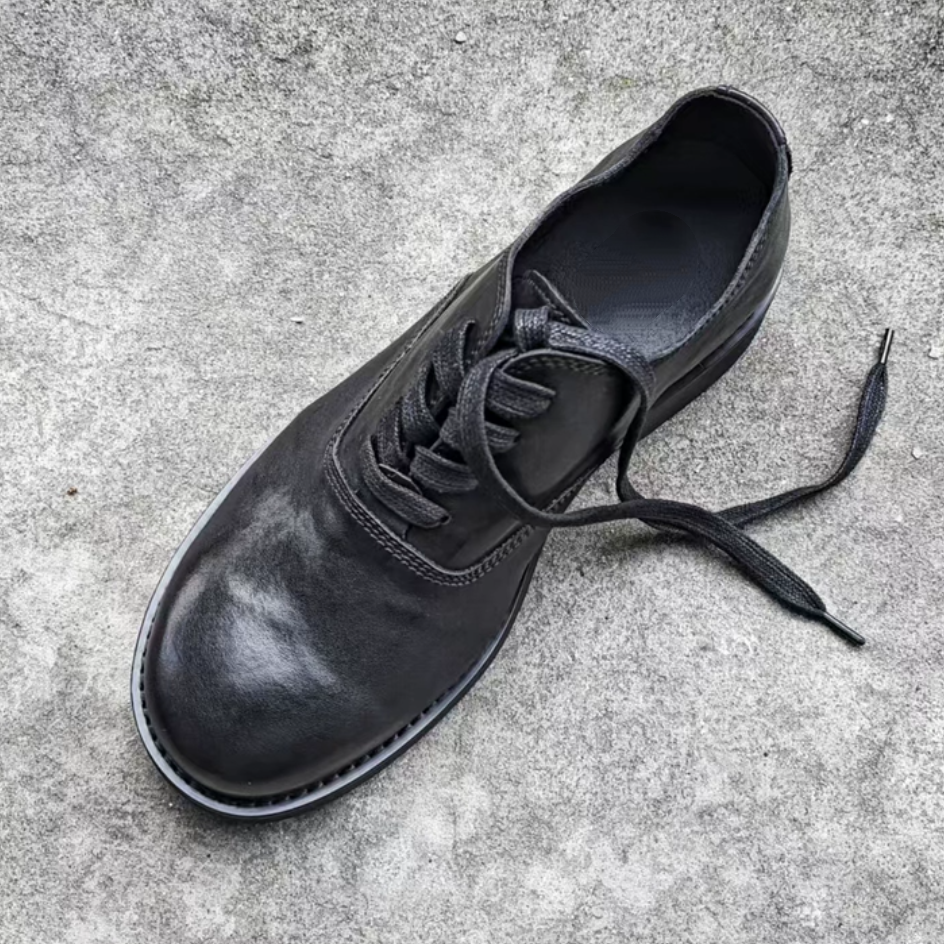 暴走同款日系复古黑色正装小皮鞋男暗黑圆头潮流水洗牛皮德比鞋子