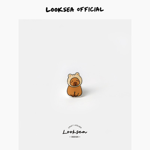 official卡通头套卡皮巴拉胸针可爱女生包包别针水豚装 Looksea 饰