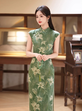 天丝麻无袖长款绿色印花小清新气质优雅少女感旗袍2026春夏新款